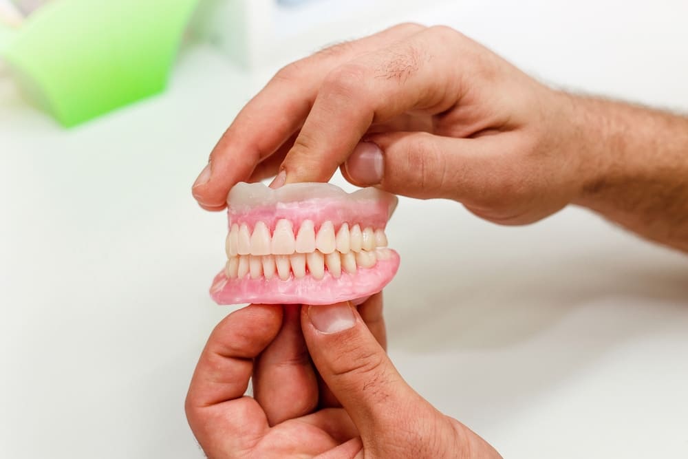 dientes artificiales protesis dental consultorio dentista dientes artificiales protesis dental consultorio dentista
